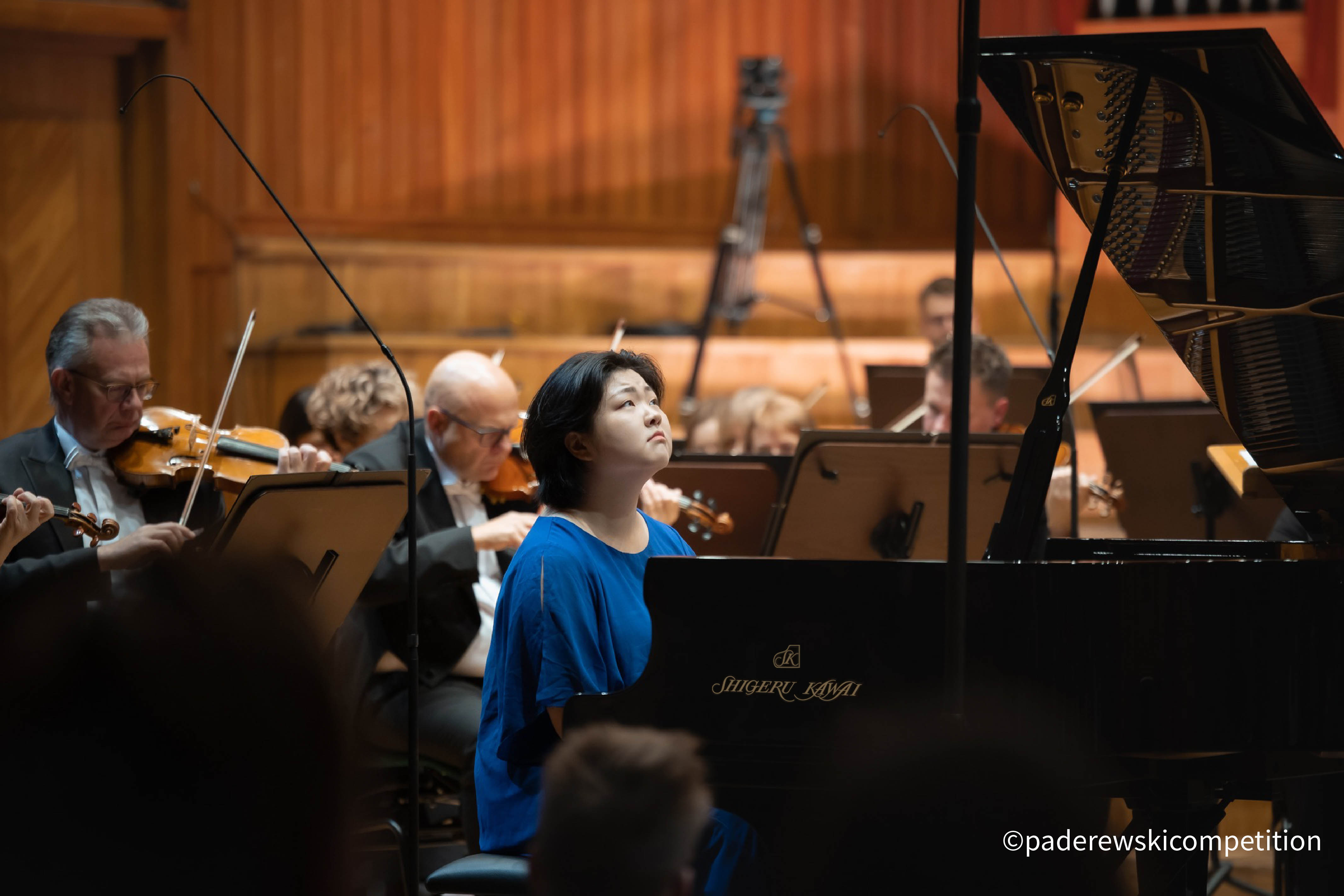 第一名ROH Hyunjin (韩国)
